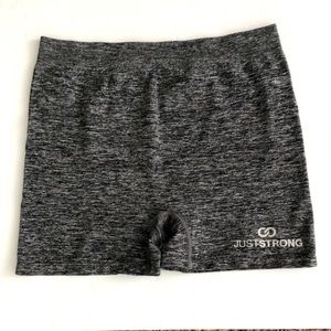 Just Strong Shorts Athletic Black Gray L/XL Bike Workout Seamless
